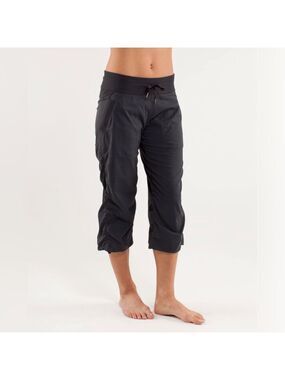Lululemon Studio Crop Pants Black Sz 6